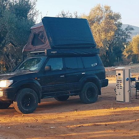 Nirikos Camping Spasmeni Vrisi Buitenkant foto