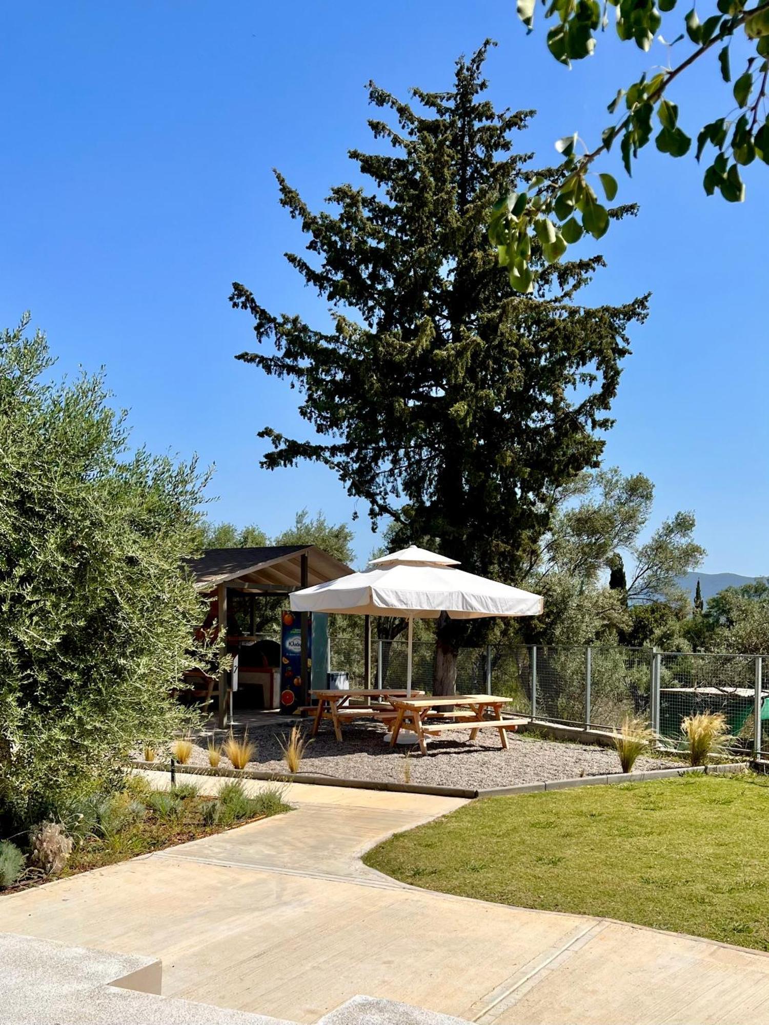 Nirikos Camping Spasmeni Vrisi Buitenkant foto