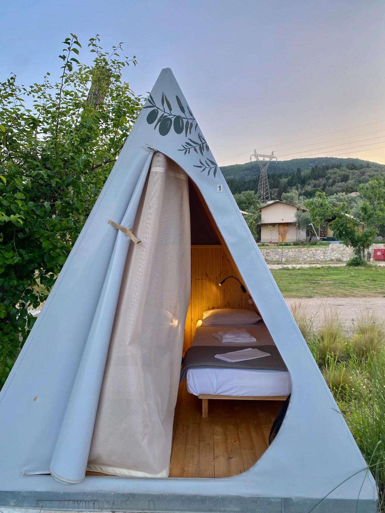 Nirikos Camping Spasmeni Vrisi Buitenkant foto