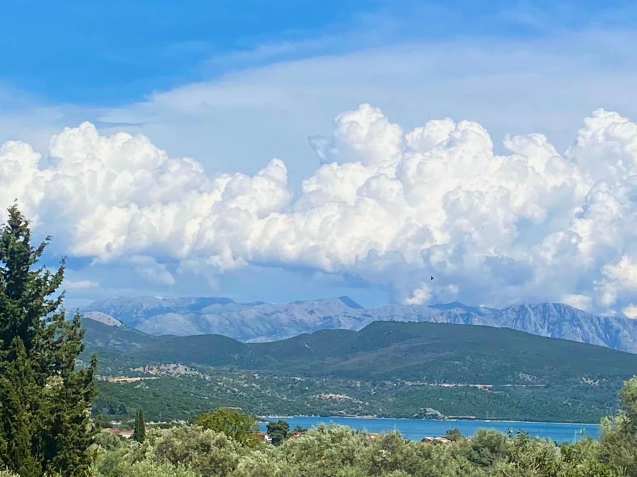 Nirikos Camping Spasmeni Vrisi Buitenkant foto